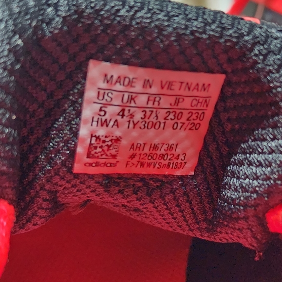 Adidas Boost ClimaWarm LTD Running Shoe Black Pink Unisex - Picture 11 of 12